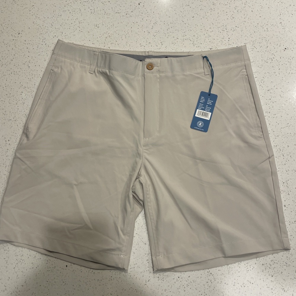 NWT Caribbean Joe Men's Flat Front Tech Chino Shorts Size 38 Stone Pockets
